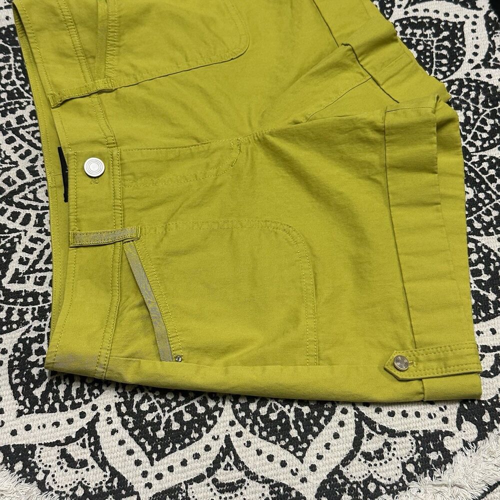 White House Black Market Shorts Womens Size 4 Ribbon Trim Cuff Tab Green Preppy - Picture 3 of 16